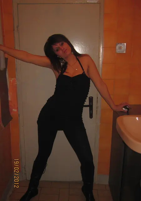 Я Лариса, 18, знакомлюсь для общения в Петропавловской