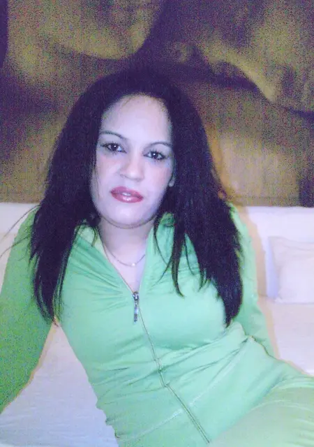 Я Эльвира, 25, знакомлюсь без обязательств в Деревой