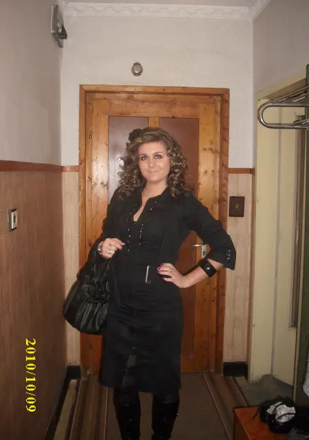 Я Виктория, 20, знакомлюсь для вирта в Любытине