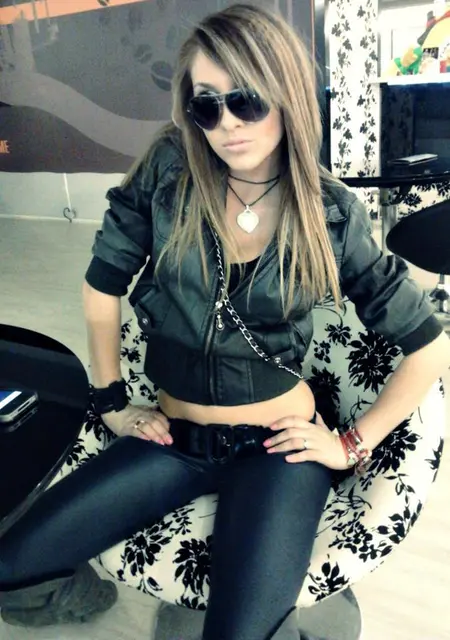 Я Тамила, 18, из Арти, ищу знакомство для постоянных отношений