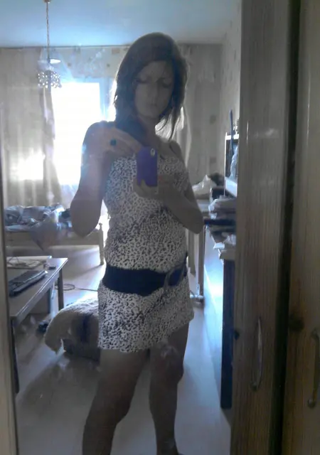 Я Алёна, 20, из Красноуральска, ищу знакомство для вирта