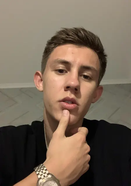 Я Lesha, 21, из Королева, ищу знакомства на одну ночь