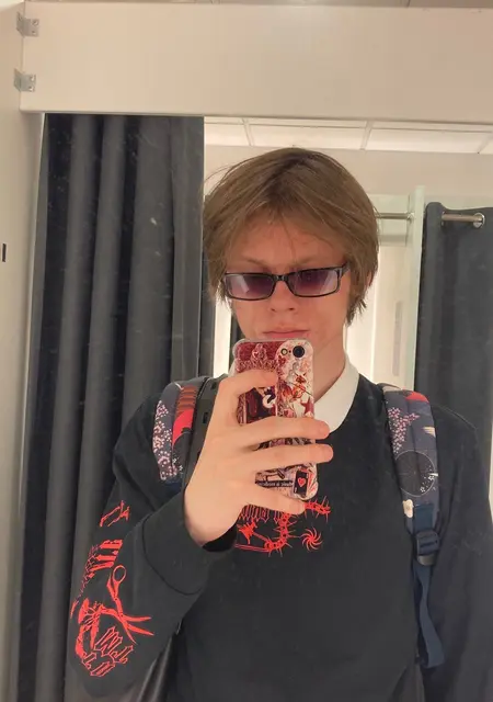 Никита из Дзержинска, ищу на сайте знакомства на одну ночь