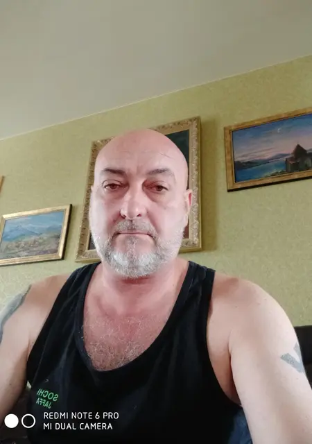 Vladimir из Борисова, мне 62, познакомлюсь без обязательств