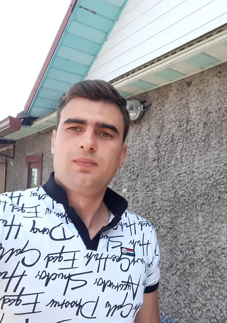 Виталий из Слонима, ищу на сайте знакомства на одну ночь