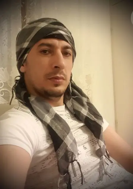 Mergim из Стокгольма, мне 26, познакомлюсь