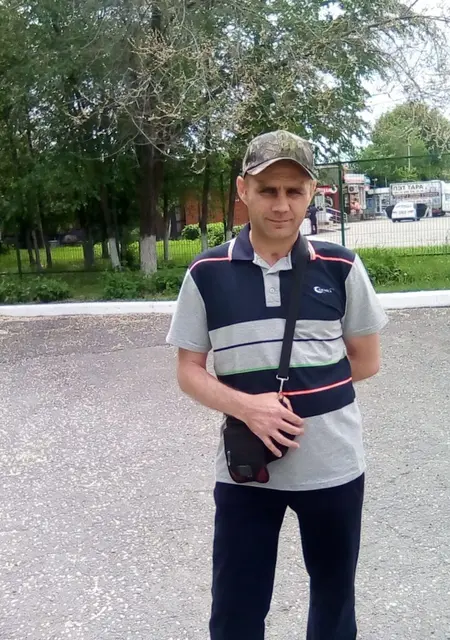 Я Владимир, 40, знакомлюсь на одну ночь в Липецке