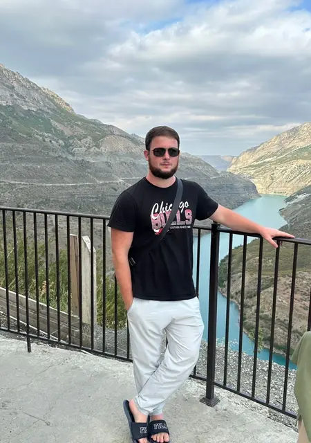 Titan из Грозного, ищу на сайте знакомства на одну ночь