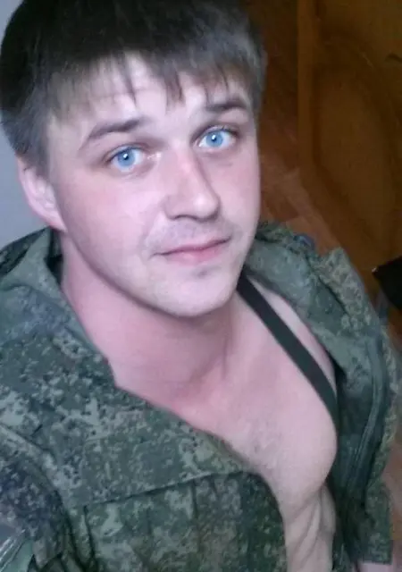 Я Alex, 34, из Моздока, ищу знакомства без обязательств