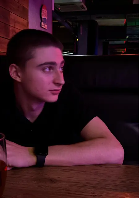 Алексей из Красногорска, мне 21, познакомлюсь для общения