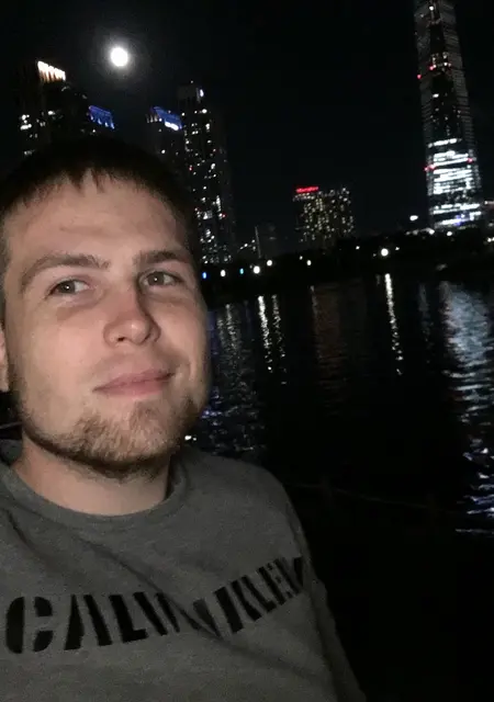 Я Алексей, 31, из Сыктывкара, ищу знакомства без обязательств