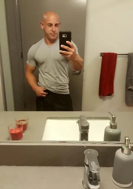 Николай Власов из Жуковского, мне 35, познакомлюсь без обязательств