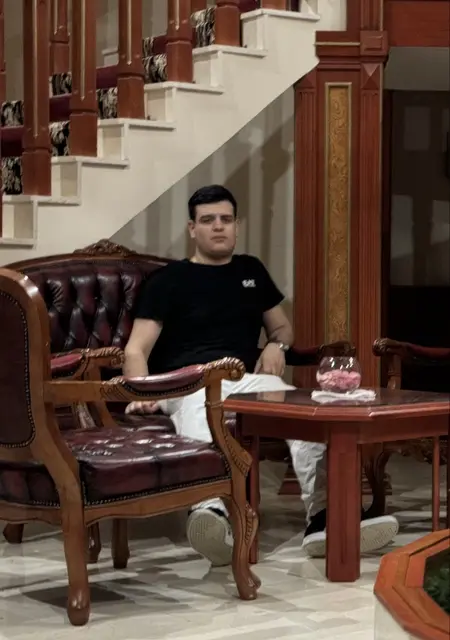 Я Арно, 20, из Одинцова, ищу знакомства без обязательств