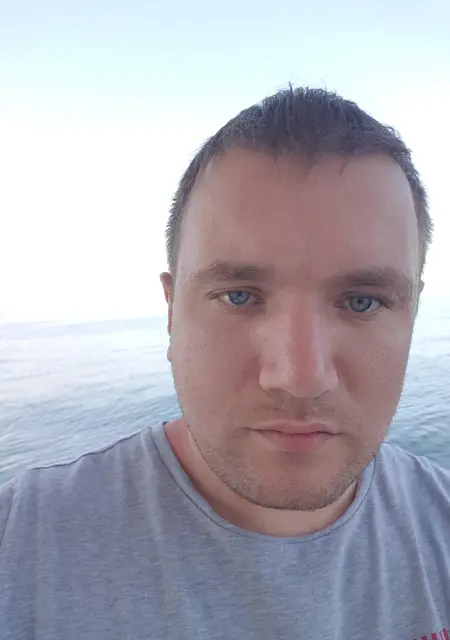 Я Максим, 40, из Екатеринбурга, ищу знакомство для дружбы