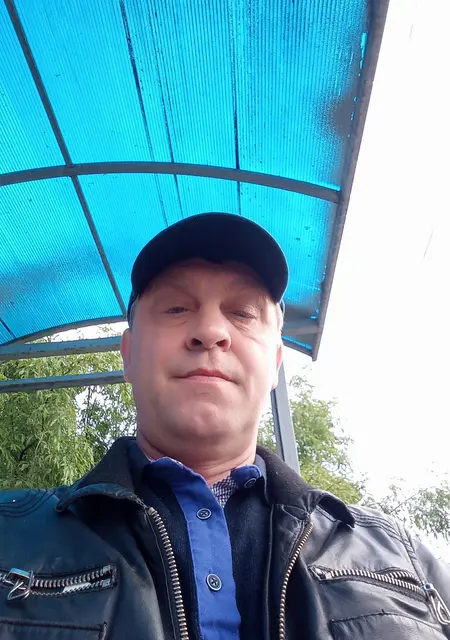 Vik из Архангельска, мне 58, познакомлюсь на одну ночь