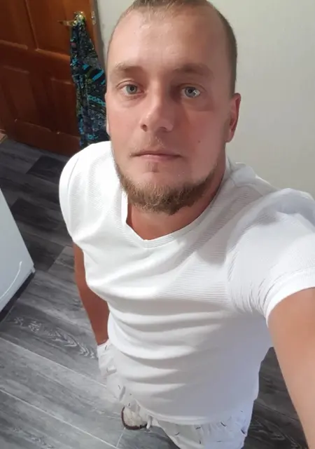 Я Oleg, 33, знакомлюсь без обязательств в Тольятти