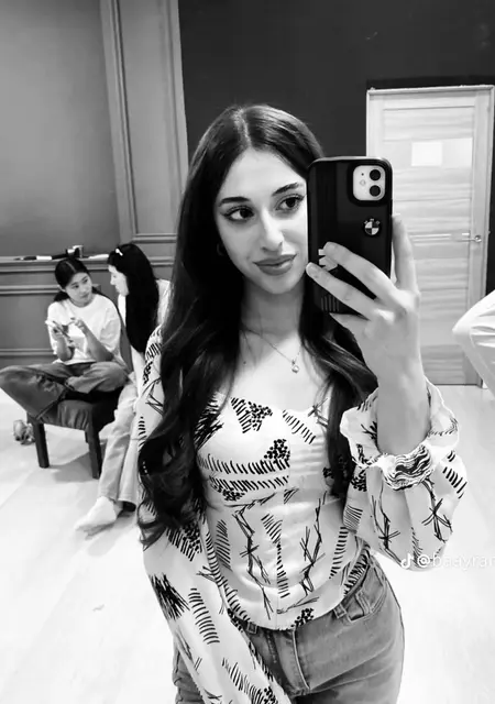 Арина из Нальчика, мне 25, познакомлюсь на одну ночь