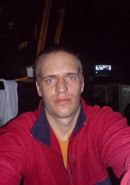 Kirill из Тары, ищу на сайте знакомства на одну ночь