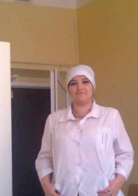 Я Елена, 41, из Нижнего Новгорода, ищу знакомство для постоянных отношений