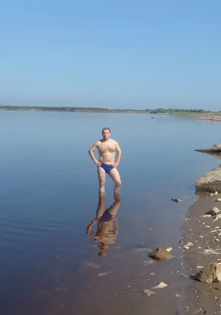 Я Влад, 45, из Ухты, ищу знакомства без обязательств