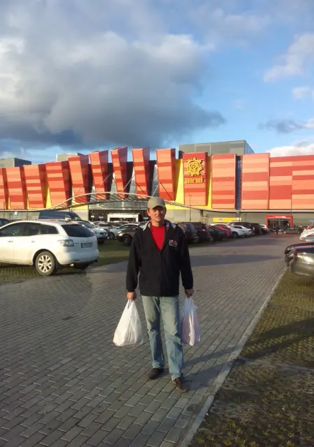 Я Игорь, 58, из Салехарда, ищу знакомства на одну ночь