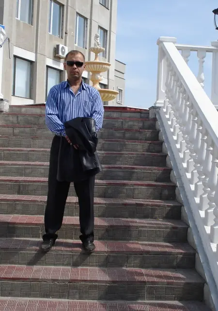 Александр из Екатеринбурга, ищу на сайте знакомства на одну ночь