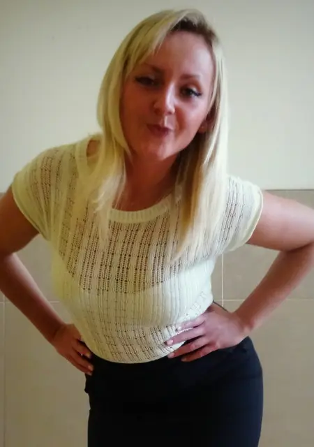 Ксения из Нижневартовска, мне 24, познакомлюсь без обязательств