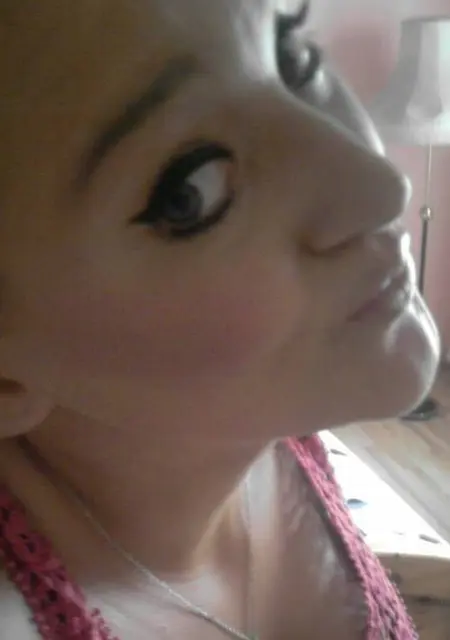 Карина из Киселевска, ищу на сайте общение