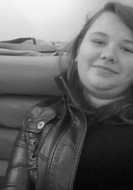 Я Ева, 18, из Лабытнанги, ищу знакомство для дружбы