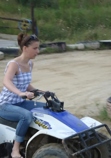 Я Лилия, 23, из Богучан, ищу знакомство для общения