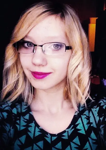 Я Оксана, 21, из Богородицка, ищу знакомство для постоянных отношений