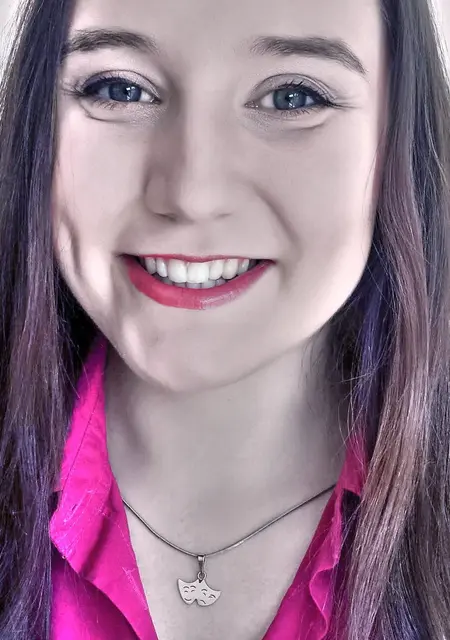 Алла из Заречного, мне 22, познакомлюсь для постоянных отношений