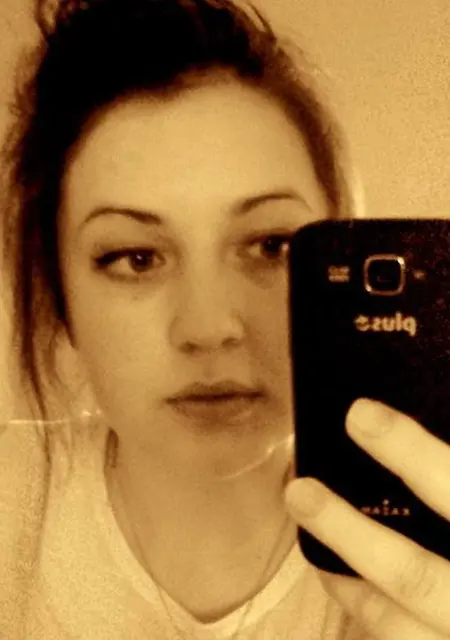 Я Лилия, 18, из Биробиджана, ищу знакомство для постоянных отношений