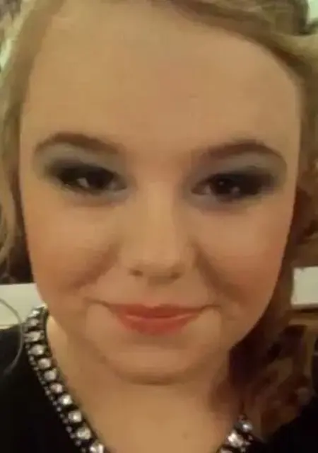 Я Анфиса, 18, из Ожерелья, ищу знакомство для постоянных отношений