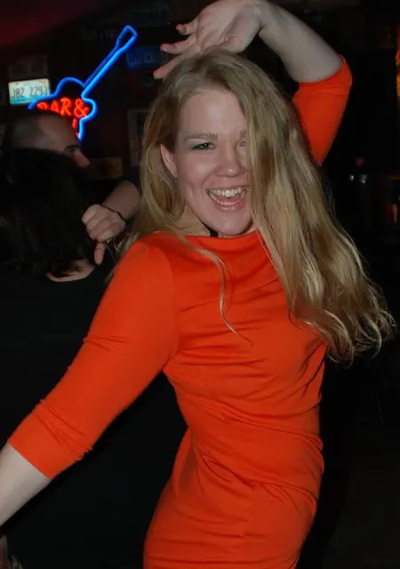 Авелина из Сертолова, мне 25, познакомлюсь без обязательств