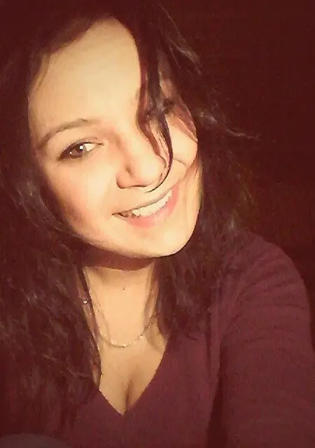 Варвара из Чудова, мне 19, познакомлюсь для общения