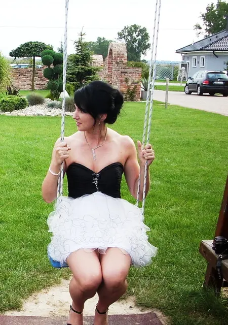 Яна из Сургута, ищу на сайте постоянные отношения