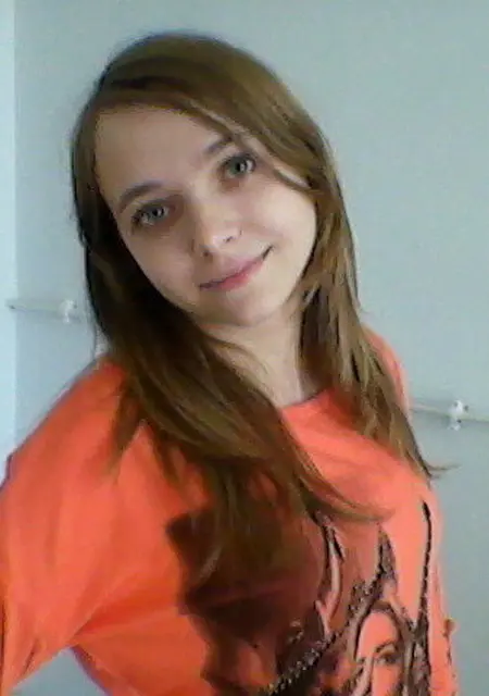 Я Елена, 20, из Моздока, ищу знакомство для постоянных отношений