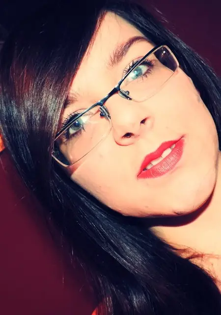 Алина из Осинников, ищу на сайте общение