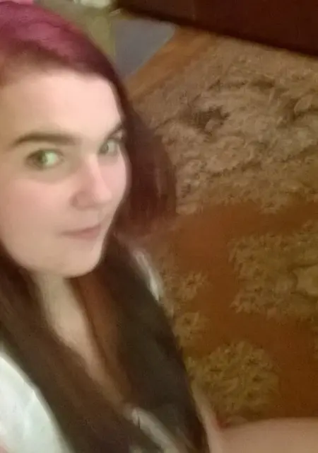 Валерия из Слободского, ищу на сайте знакомства на одну ночь