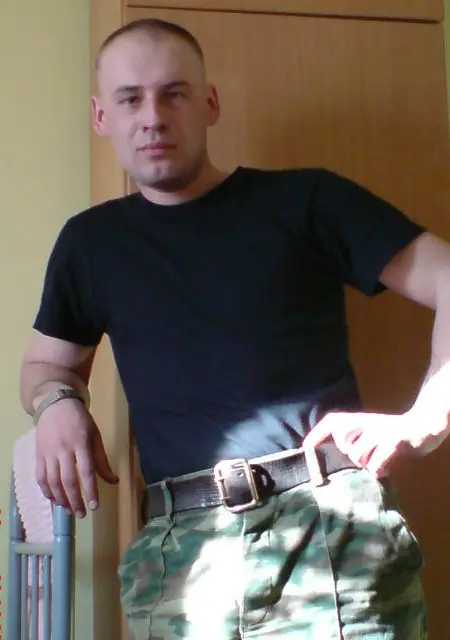 Александр из Хабаровска, ищу на сайте знакомства на одну ночь