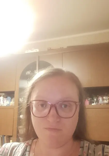 Я Аня, 39, знакомлюсь без обязательств в Москве