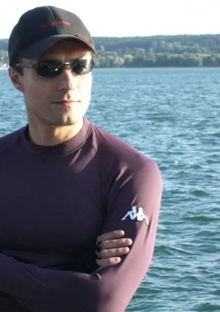 Я Владимир, 46, из Мурманска, ищу знакомство для приятного времяпровождения