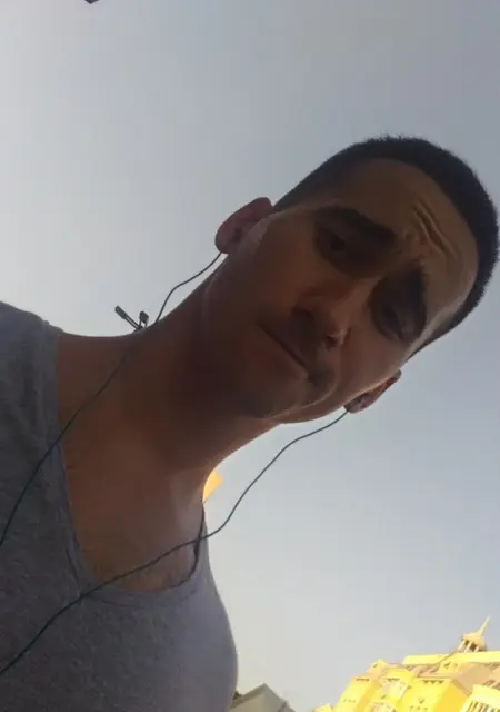 Я Андрей, 31, из Тихорецка, ищу знакомства без обязательств