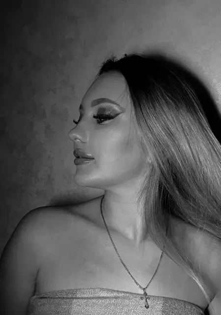 Я Наташа, 18, знакомлюсь для вирта в Екатеринбурге