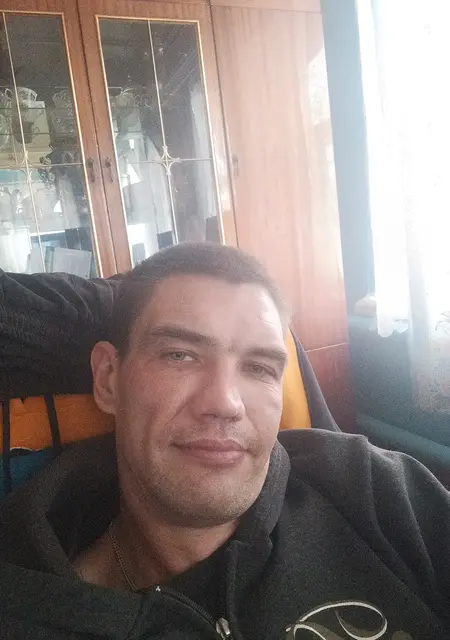 Я Михаил, 37, из Чкаловска, ищу знакомства на одну ночь