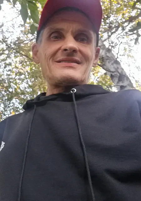 Я Андрей, 50, из Челябинска, ищу знакомство для постоянных отношений