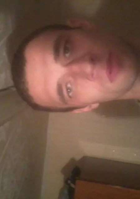 Я Артём, 38, знакомлюсь без обязательств в Динской