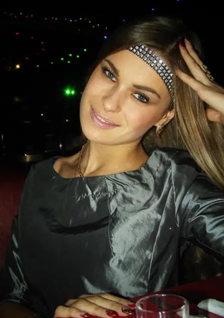 Я Кристина, 34, из Сергиева Посада, ищу знакомство для постоянных отношений