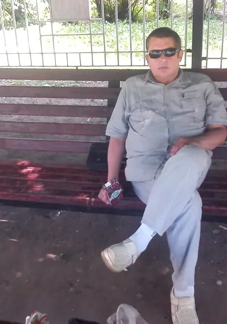 Я Вадим, 63, из Белгорода, ищу знакомство для постоянных отношений